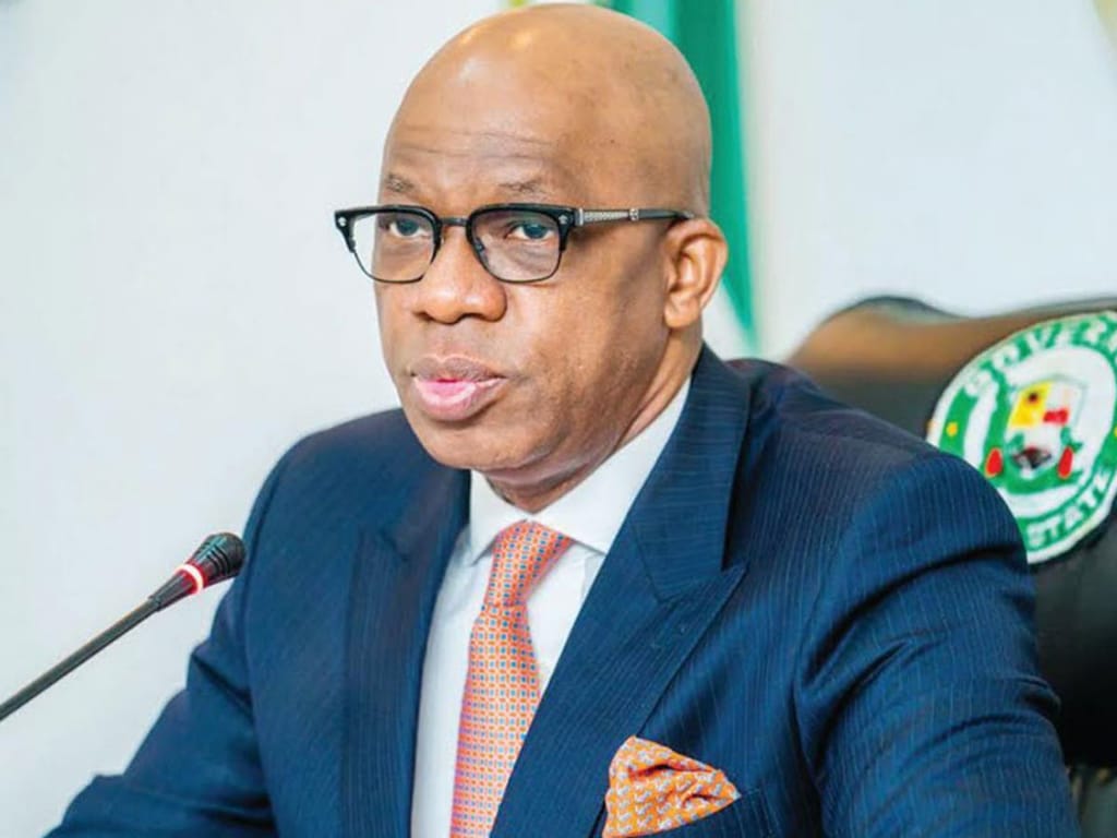 Abiodun Awards Contract On Water Projects 