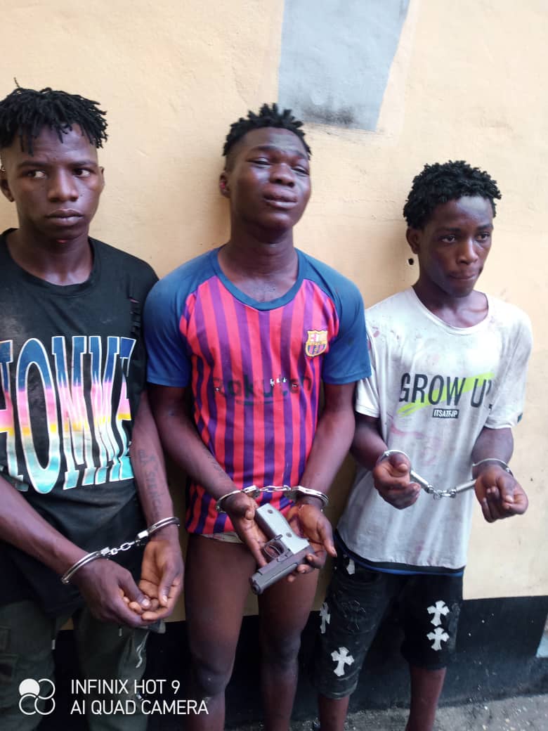 Police Arrest Ogun Teenage Cultists On Revenge Mission In Lagos; Burst Armed Robbery Gang In Hotel + Photos
