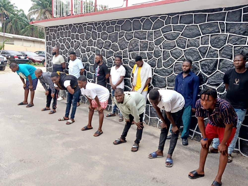 EFCC Arrests 14 'Yahoo' Boys In Lagos