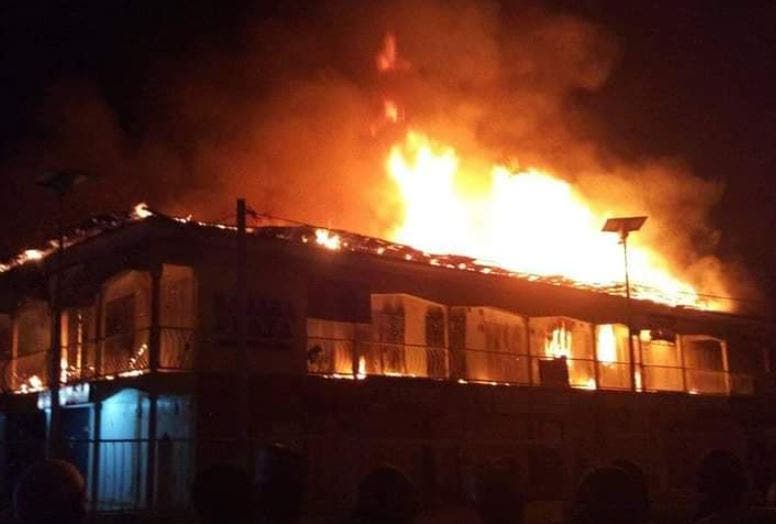 Breaking: Watch Video As Fire Guts Kairo Market (Oshodi)
