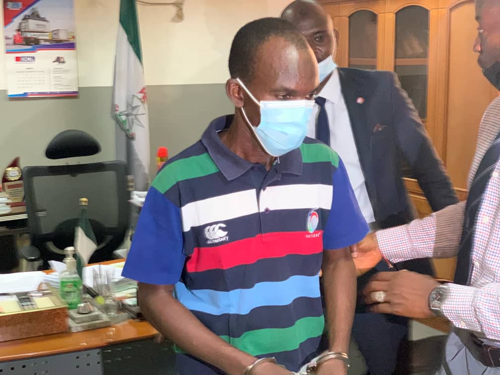 Suspect Arrested With 54 ATM Cards Handed Over To EFCC In Kano