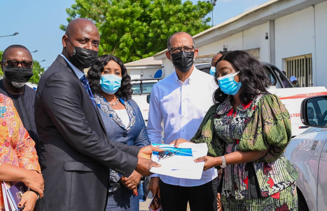 Sanwo-olu’s Wife Presents Vehicles To Improve Fight Against Rape, Defilement, Others