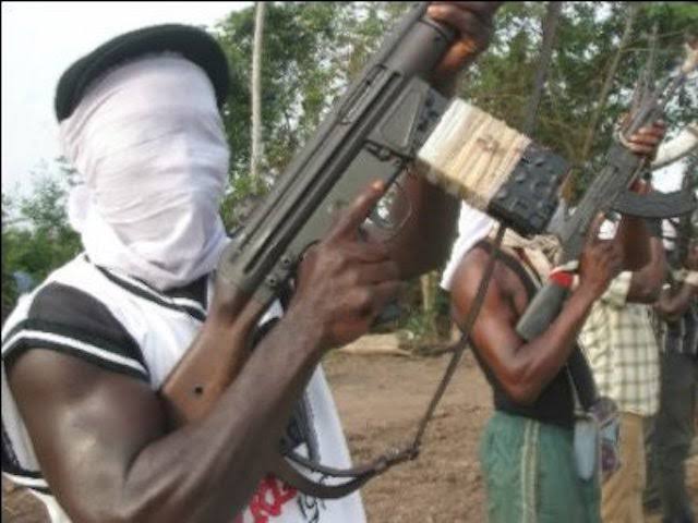 Gunmen Kidnap Traditional Ruler, His Queen In Ibadan