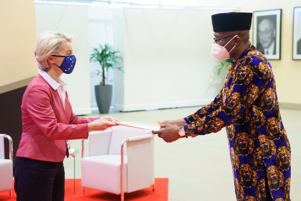Ambassador Onowu Presents Letters Of Credence To European Commission’s President + Photos