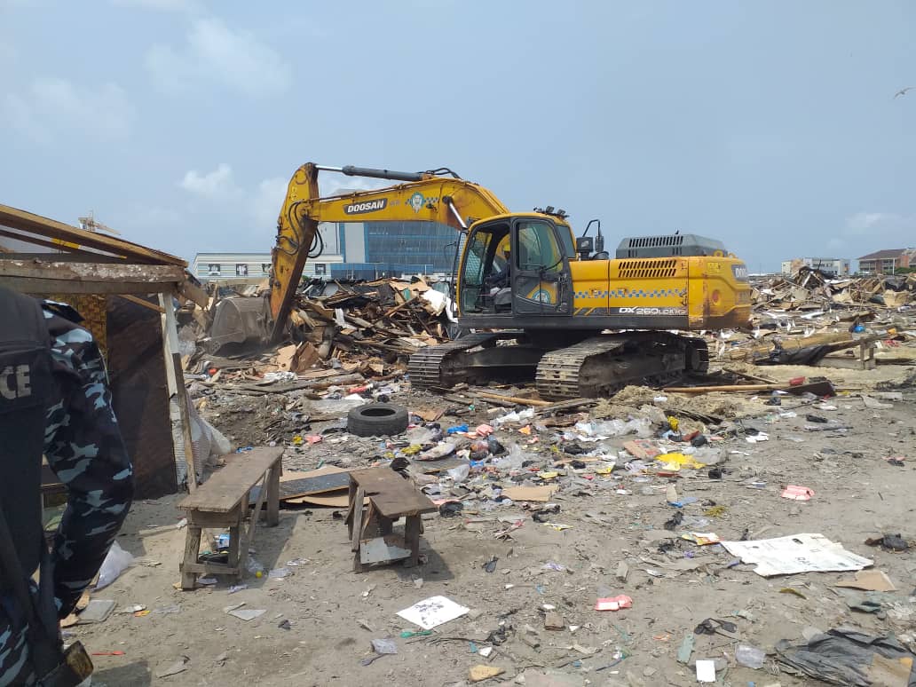 Lagos Demolishes Shanties On Lekki Coastal Road
