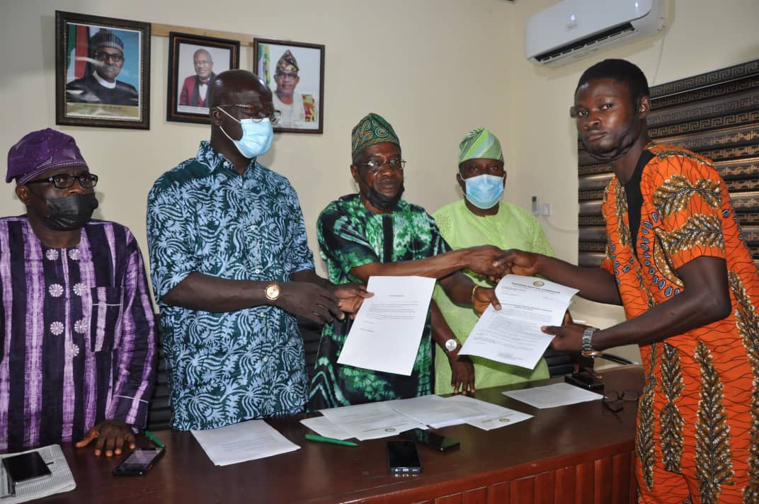Ogun Commences Distribution Of Employment Letters To 5,000 Teachers