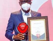 Sanwo-Olu, Nine Others Receive Hallmarks Of Labour Leadership Award