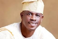 2023: Yayi Group Endorses Obanikoro For Lagos West Senatorial Seat 