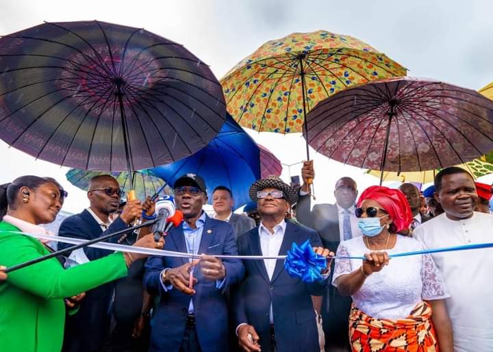 Sanwo-Olu In P'Harcourt, Tells Political Leaders To Unite For Good Of The People;   Commissions Orochiri-Worukwo (Waterlines) Flyover