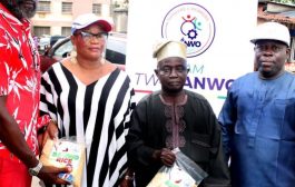 Sanwo-olu Support Group Donates Foodstuff To Senior Citizens