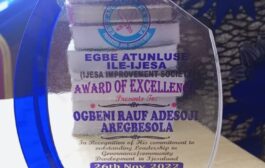 Images As Ijesa Indigenous Group Honours Aregbesola With Award Of Excellence
