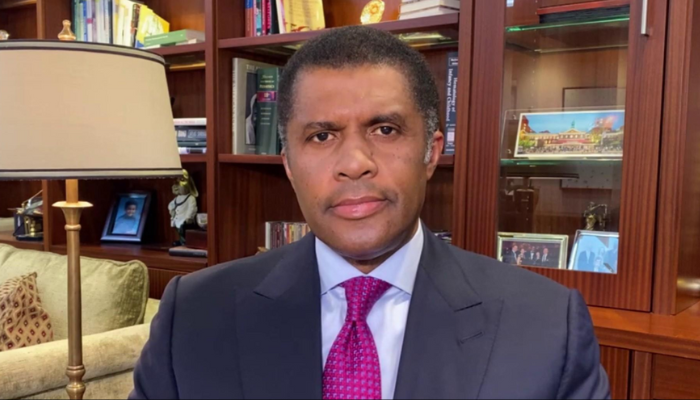 First Lady Hosts Nigerian-born World Renowned Paediatric, Lauds His Exploits In America