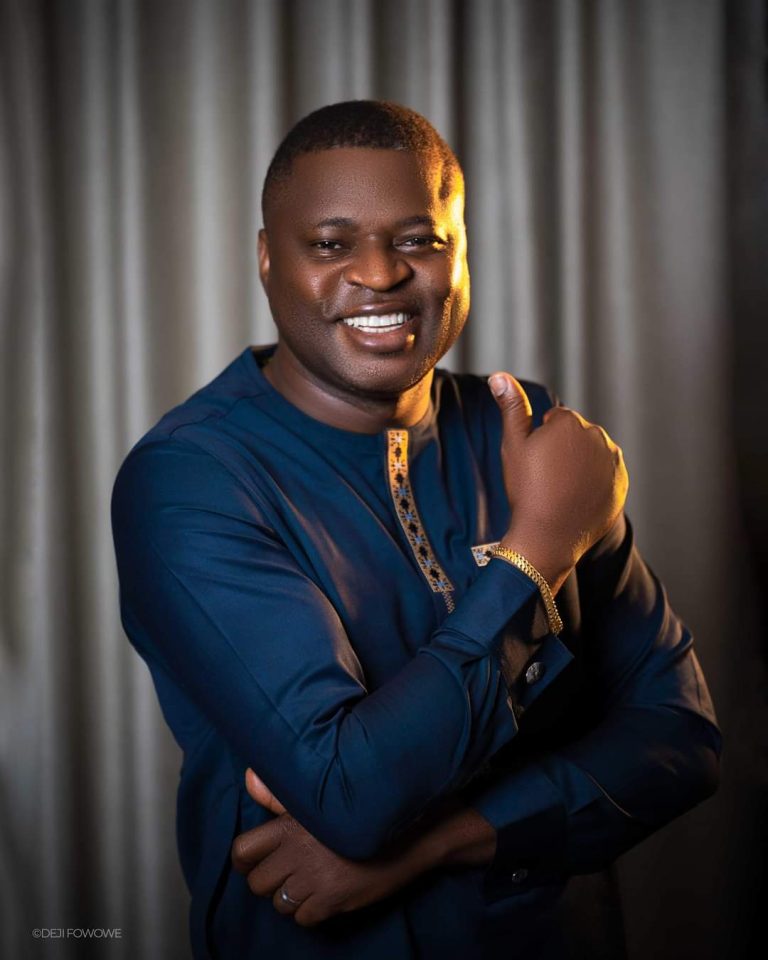 Eulogies, Commendations as Popular Prophet, Sam Ojo Presents New Car to Veteran Journalist