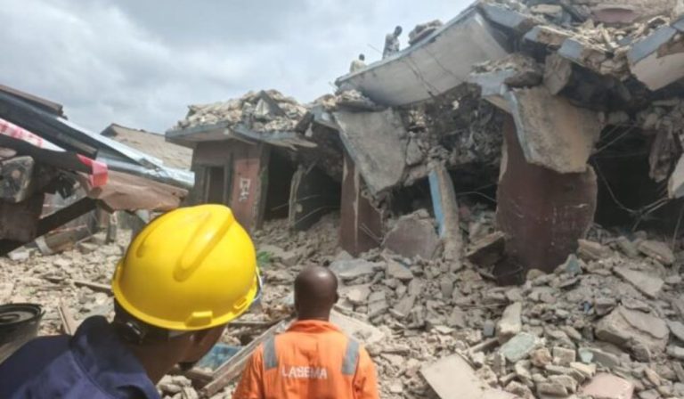 One Died, Eight Rescued In Another Building Collapse in Lagos