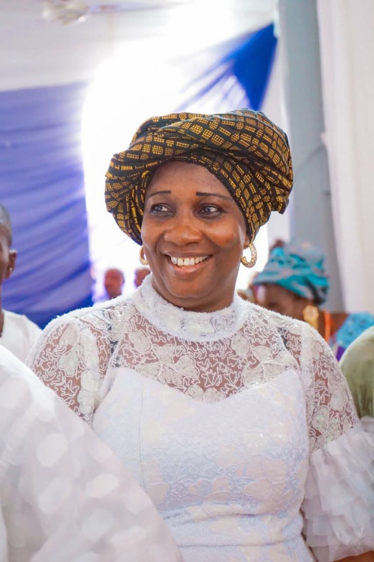 Osun 2026: Ikirun-born Mulikat Jimoh Becomes First Female To Join Gov Race; Purchases APC’s Nomination Form