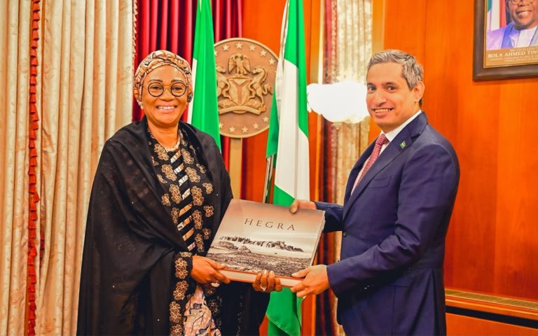 First Lady Seeks Seeks Saudi Arabia’s Help on Out-of-school Children Education
