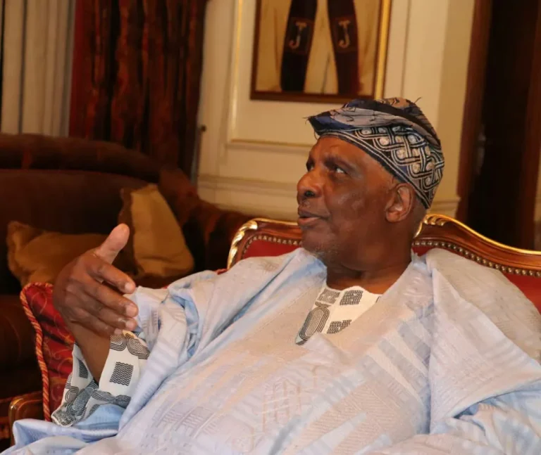 Late Parakoyi Akindele’s Son Drags Family to Court, Challenges Validity of Father’s Will