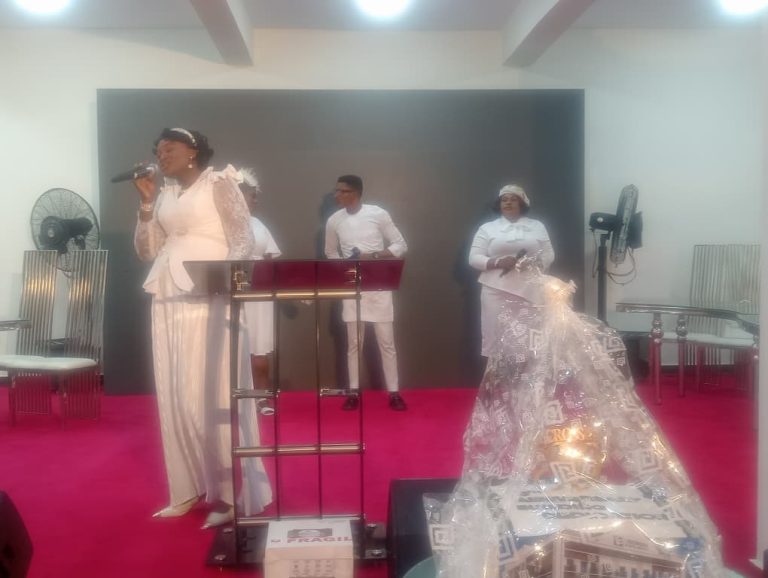 Decross IKJ Marks 30th Anniversary; Dedicates New Auditorium; Obey Lauds Ogundimu