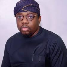 Breaking: Osun Assembly Speaker’s Security Aides Attack APC Reps Candidate