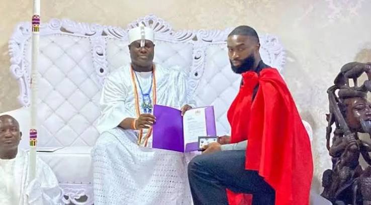 Ooni Hosts NBA Star Jaylen Brown, Names Him ‘Babatunde’